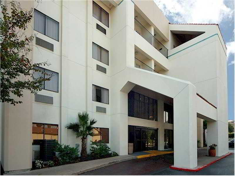 La Quinta Inn By Wyndham Austin North מראה חיצוני תמונה